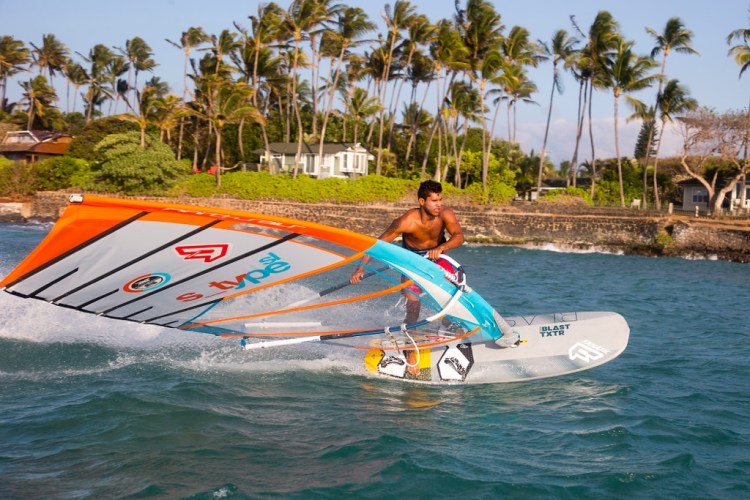 North Sails S-type 2017 orange et bleu action 7